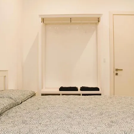 Brooklyn Apartman *
